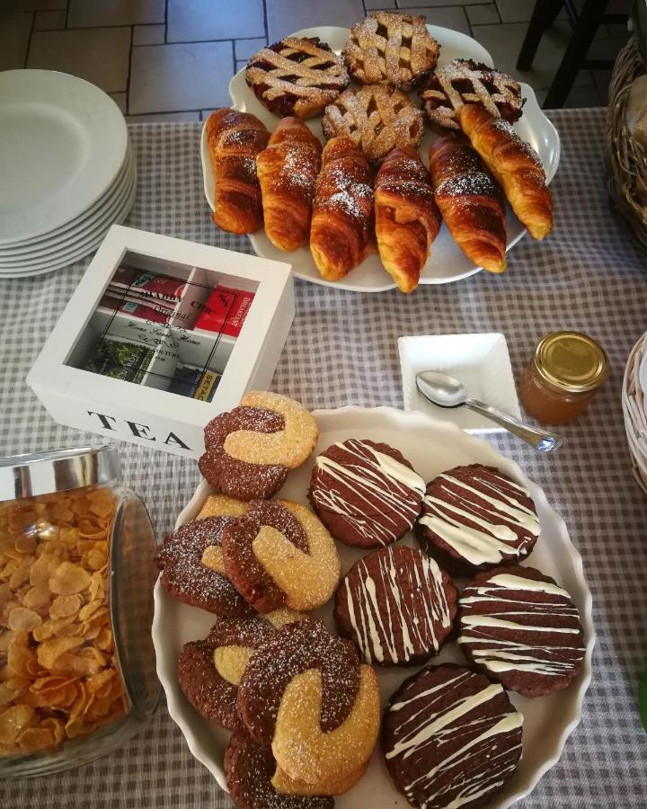 B&B Del Viale 바쿠 아비스 외부 사진